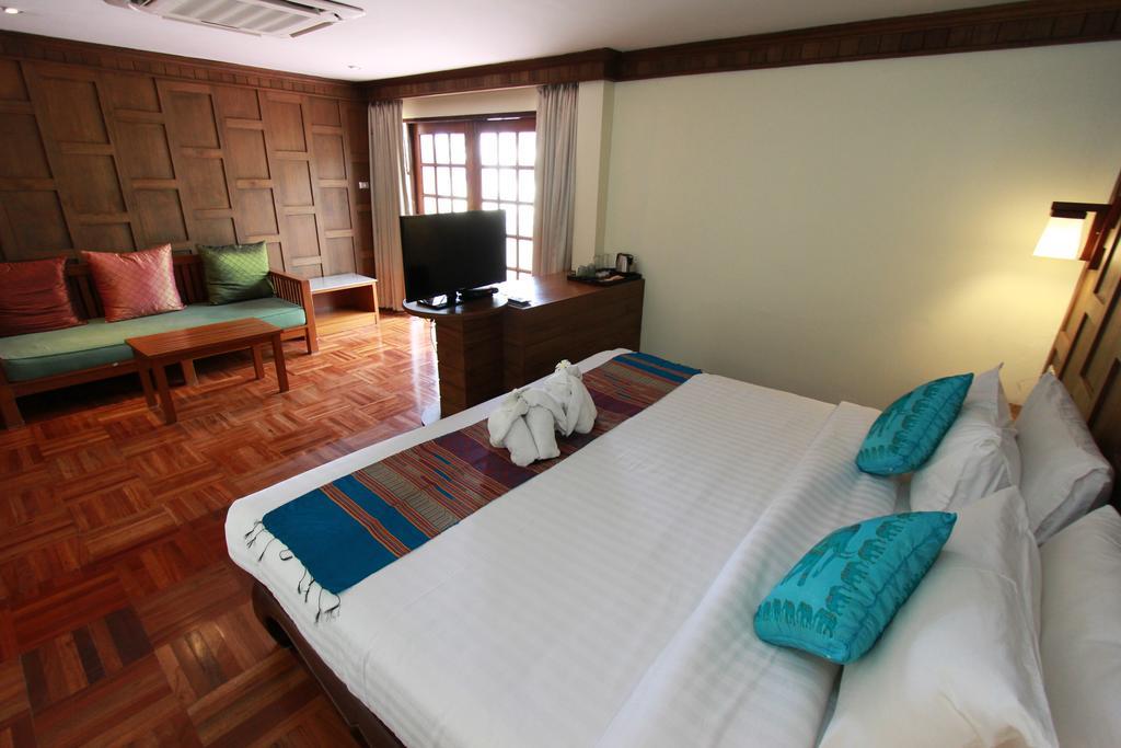 Hua Hin Golf Villa Exterior photo
