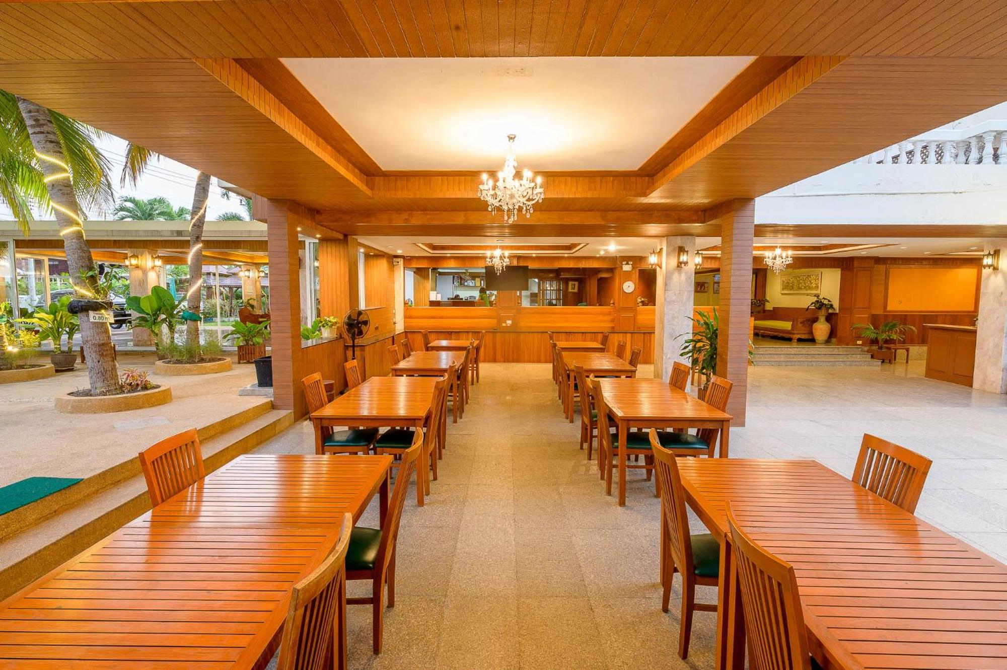 Hua Hin Golf Villa Exterior photo