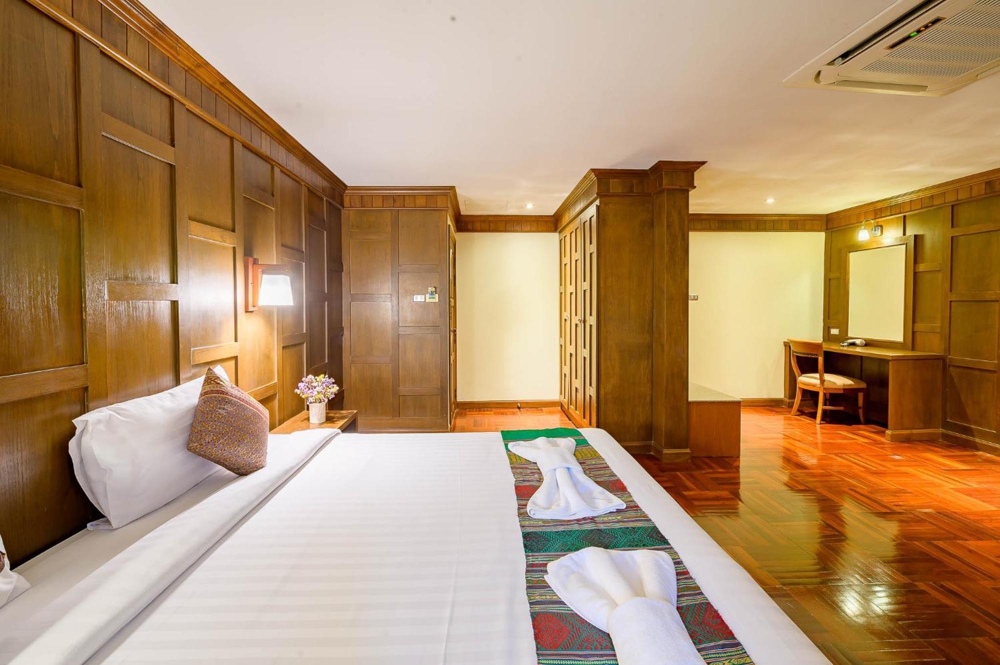 Hua Hin Golf Villa Exterior photo
