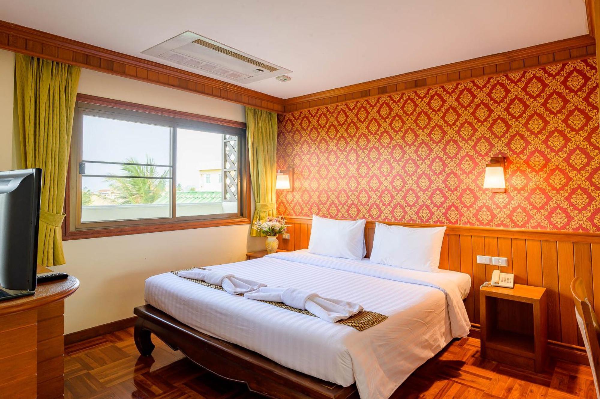 Hua Hin Golf Villa Exterior photo