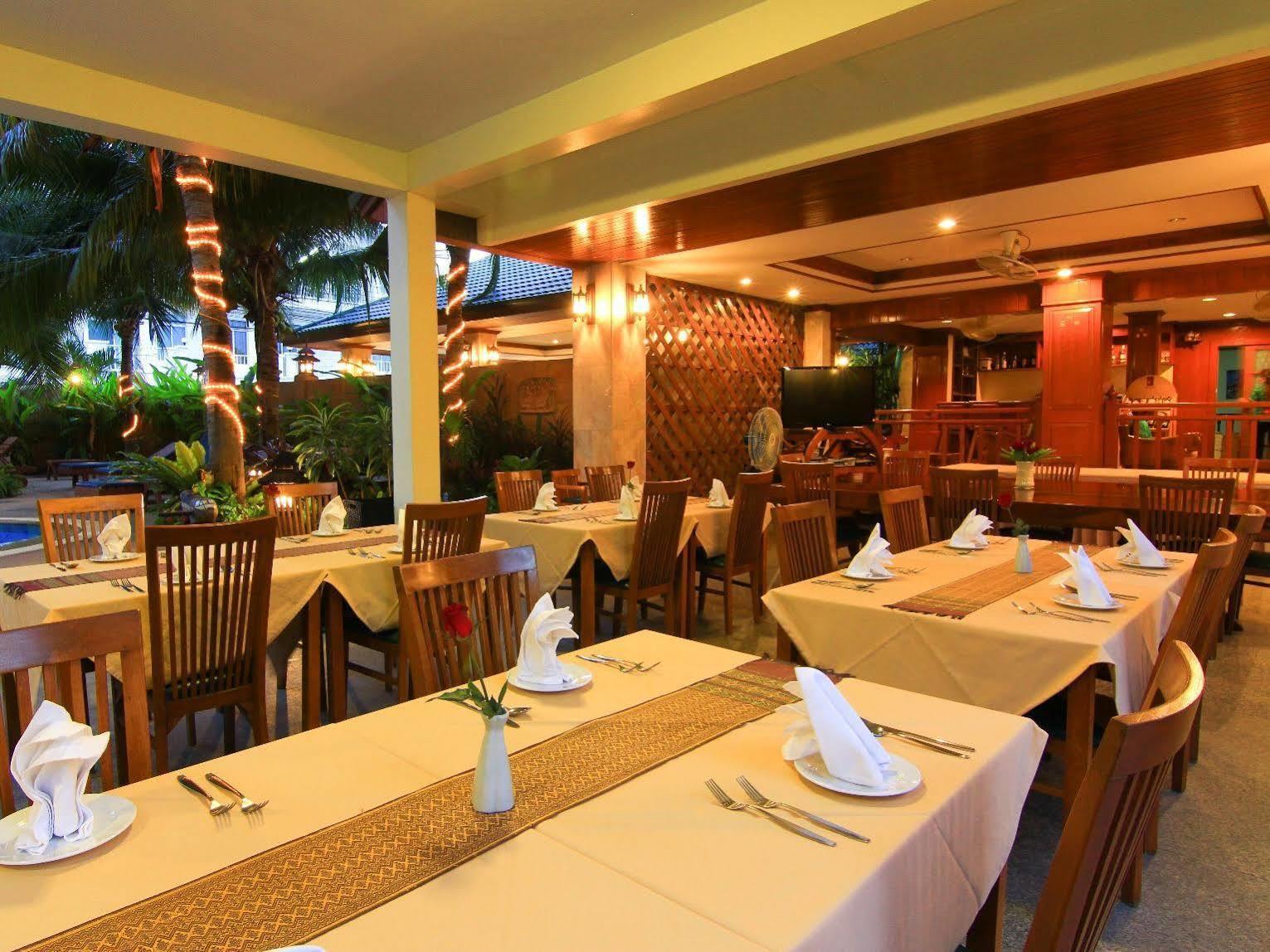 Hua Hin Golf Villa Exterior photo