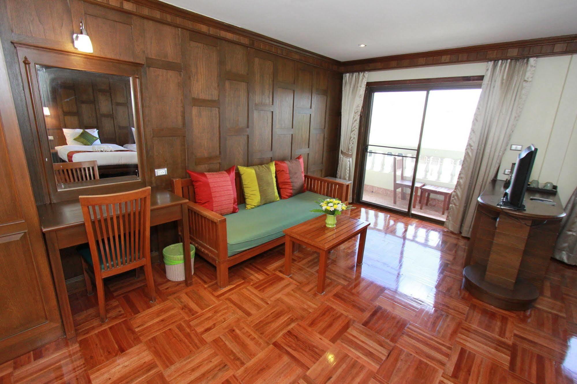 Hua Hin Golf Villa Exterior photo