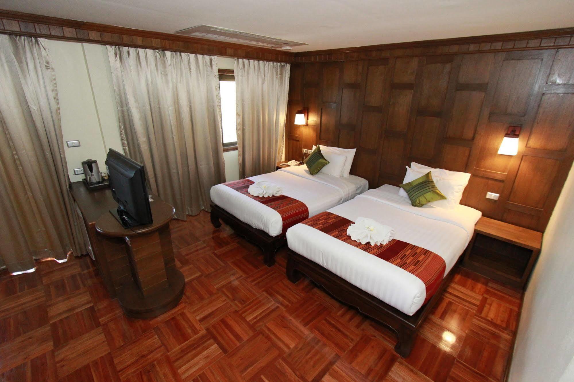 Hua Hin Golf Villa Exterior photo