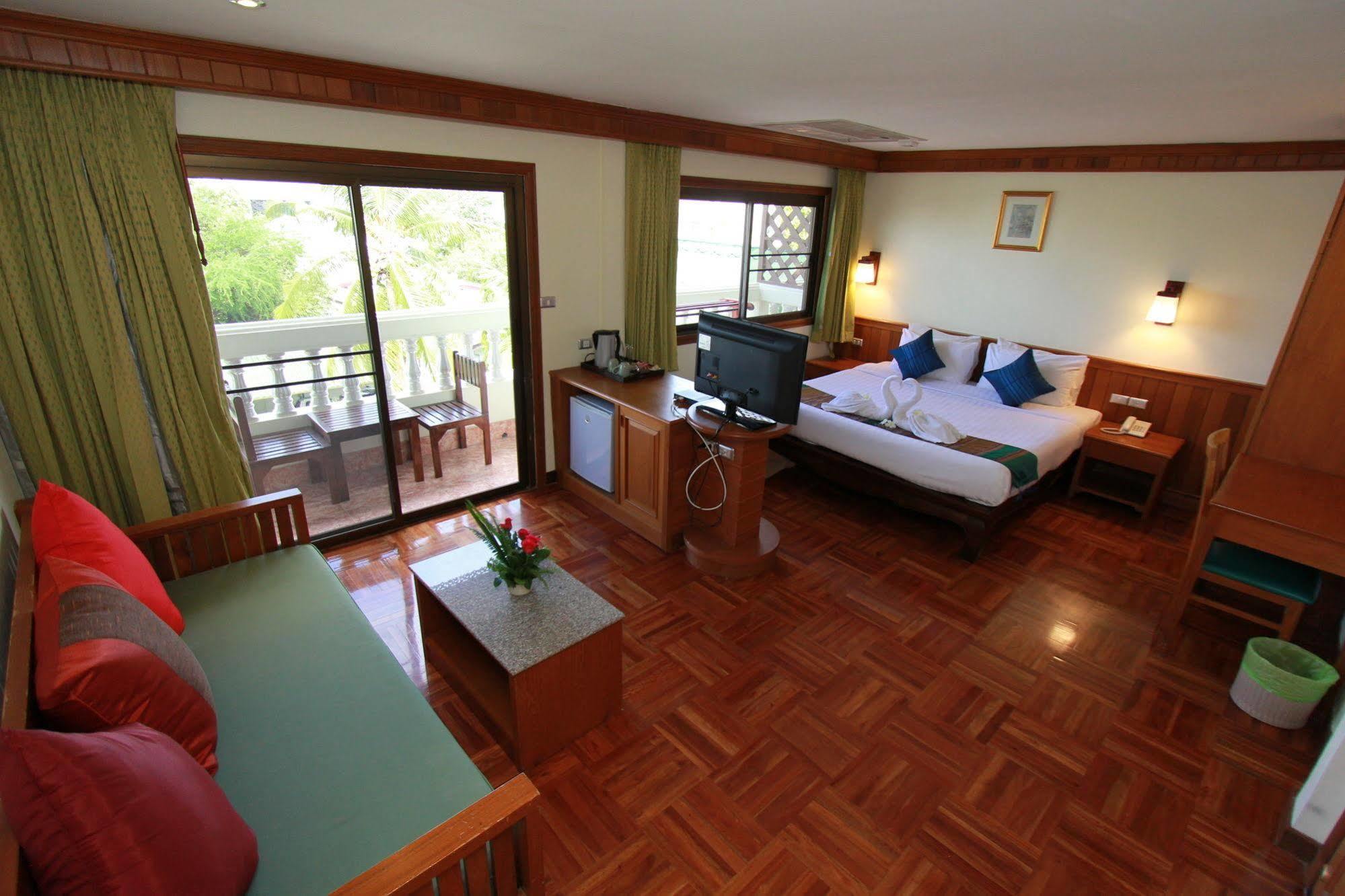 Hua Hin Golf Villa Exterior photo